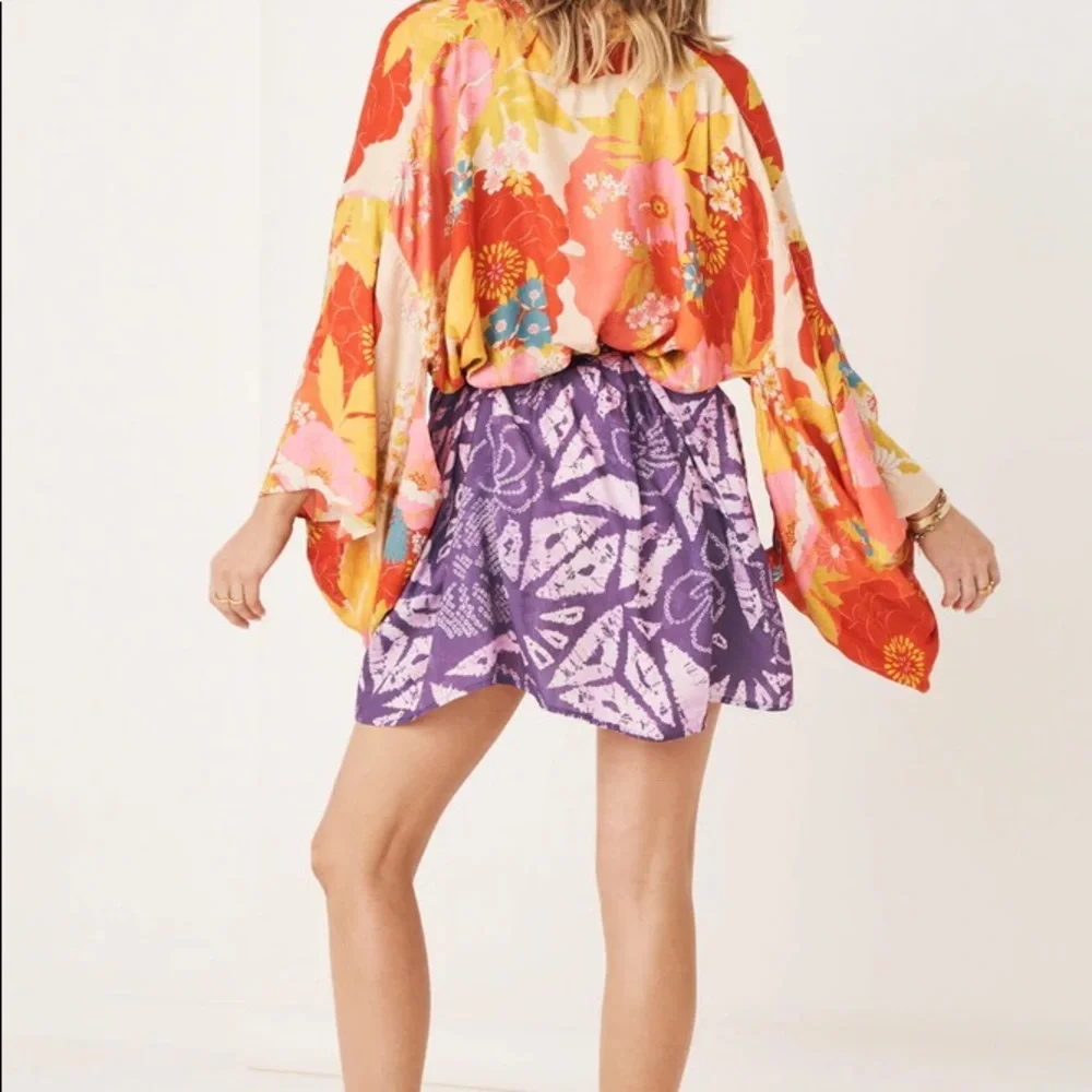 Tyler Short Robe - Picture 6 of 8